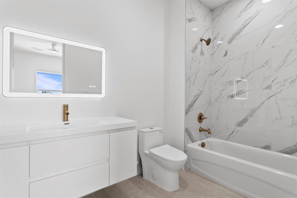 Bathroom, Interior, Marble Walls, Recessed Lighting