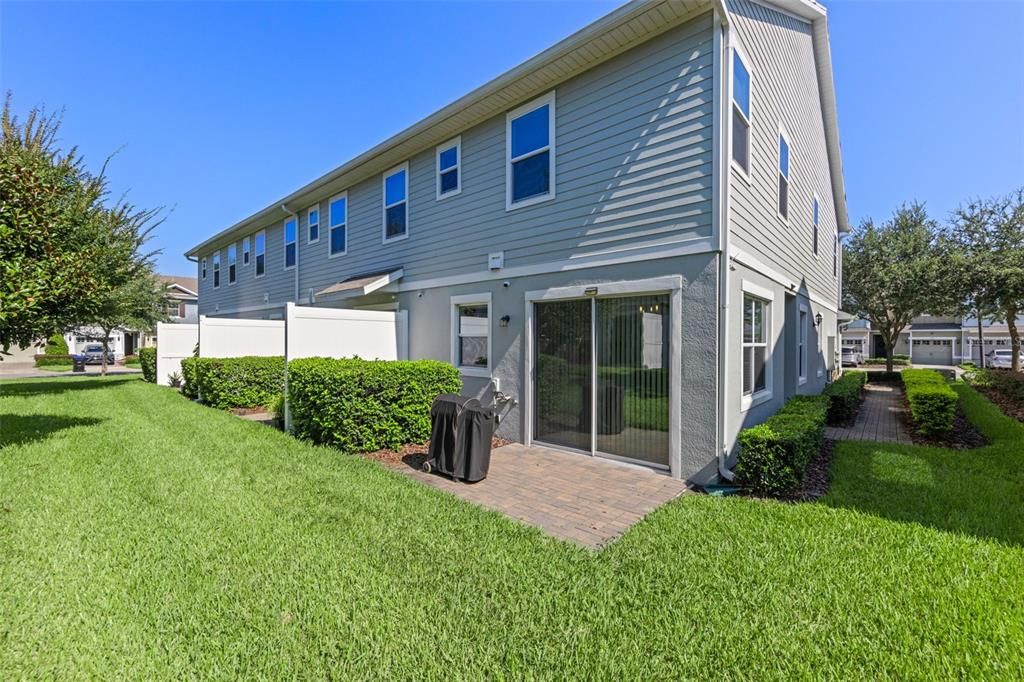 Backyard, Exterior