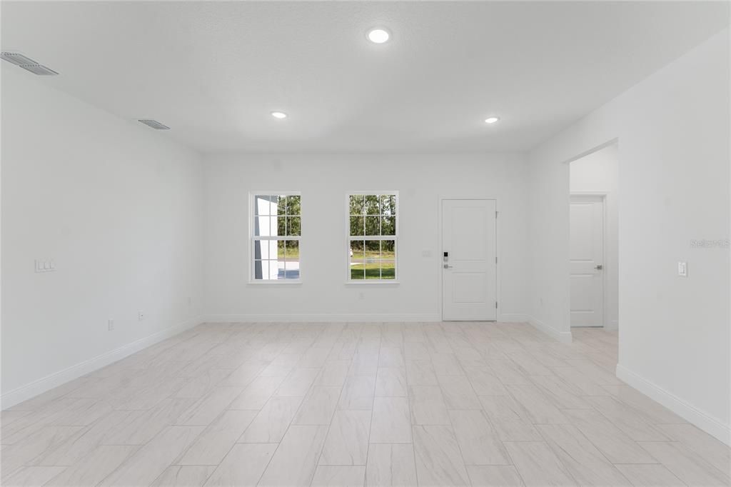Empty room, Interior, Marble, Recessed Lighting
