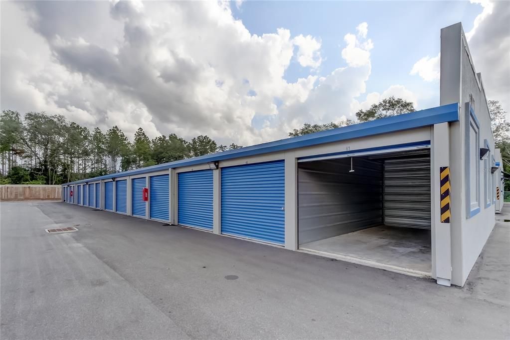 Detached Garage, Exterior