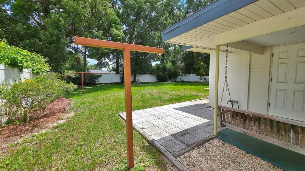 Backyard, Exterior