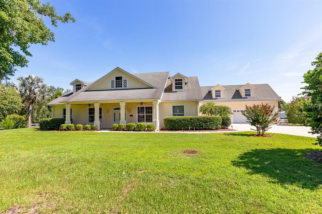 Backyard, Exterior, Facade, Farmhouse