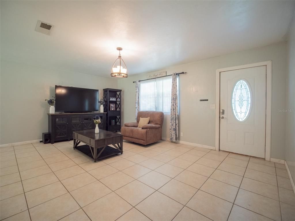 Interior, Living room, Pendant Lights