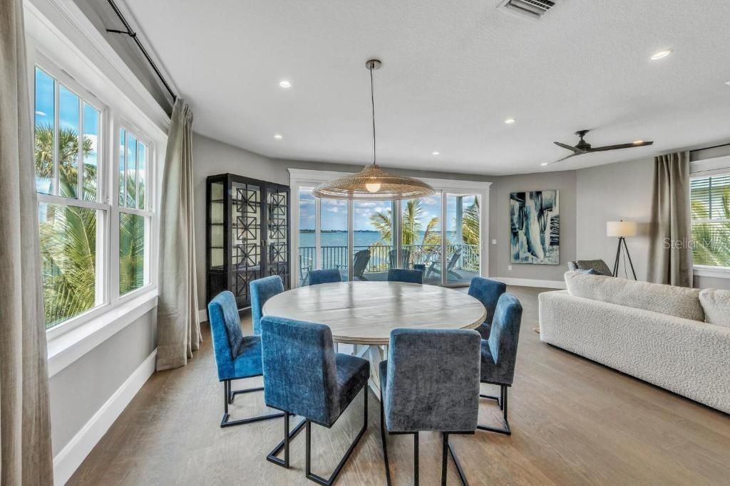 Dining room, Interior, Living room, Pendant Lights, Recessed Lighting, Water, Wood Texture Flooring