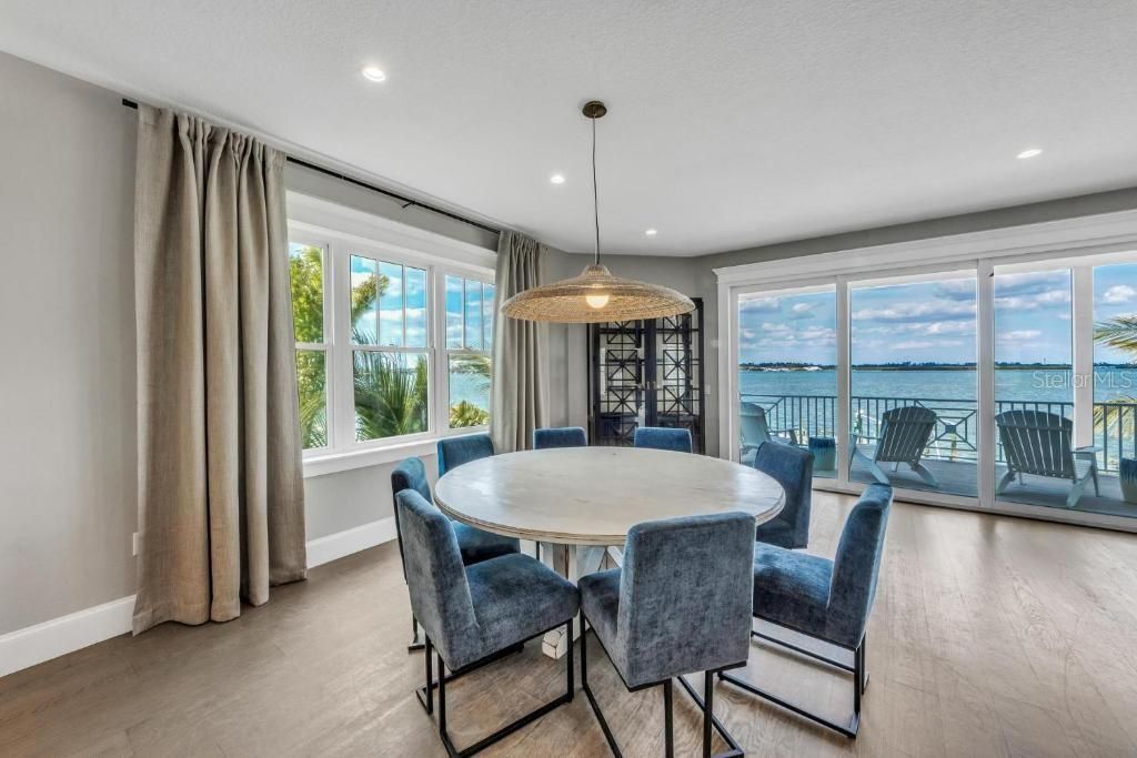 Dining room, Interior, Pendant Lights, Recessed Lighting, Water, Wood Texture Flooring