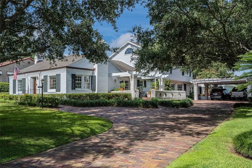 Backyard, Exterior, Facade, Ranch