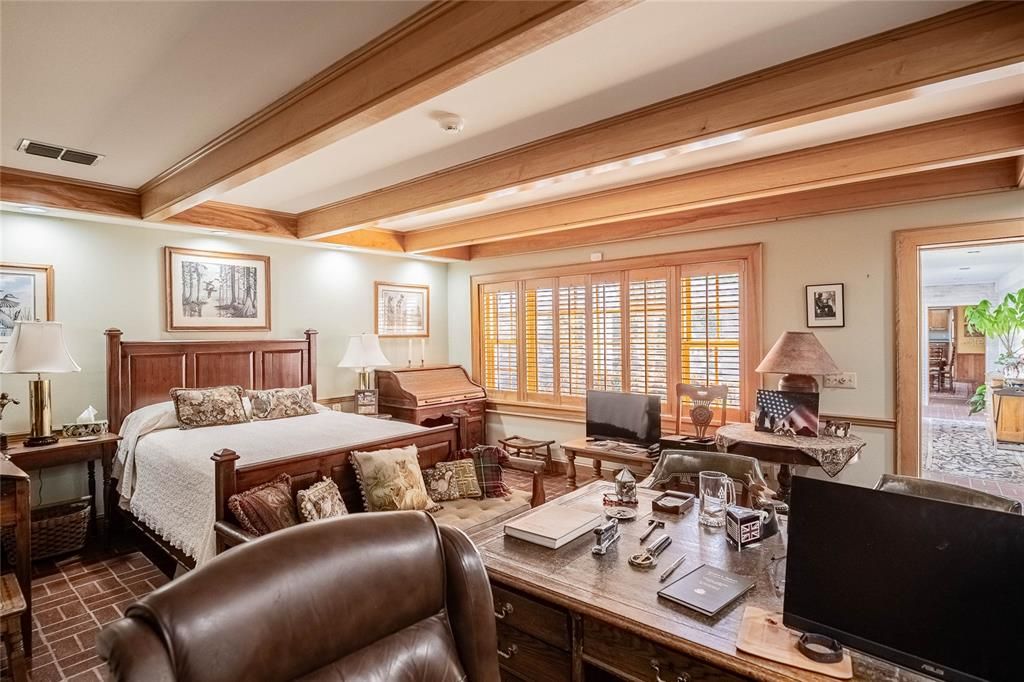 Bedroom, Home Office, Interior, Wooden Beams