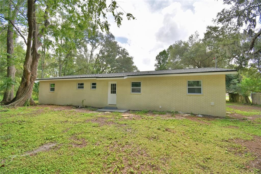 Backyard, Exterior