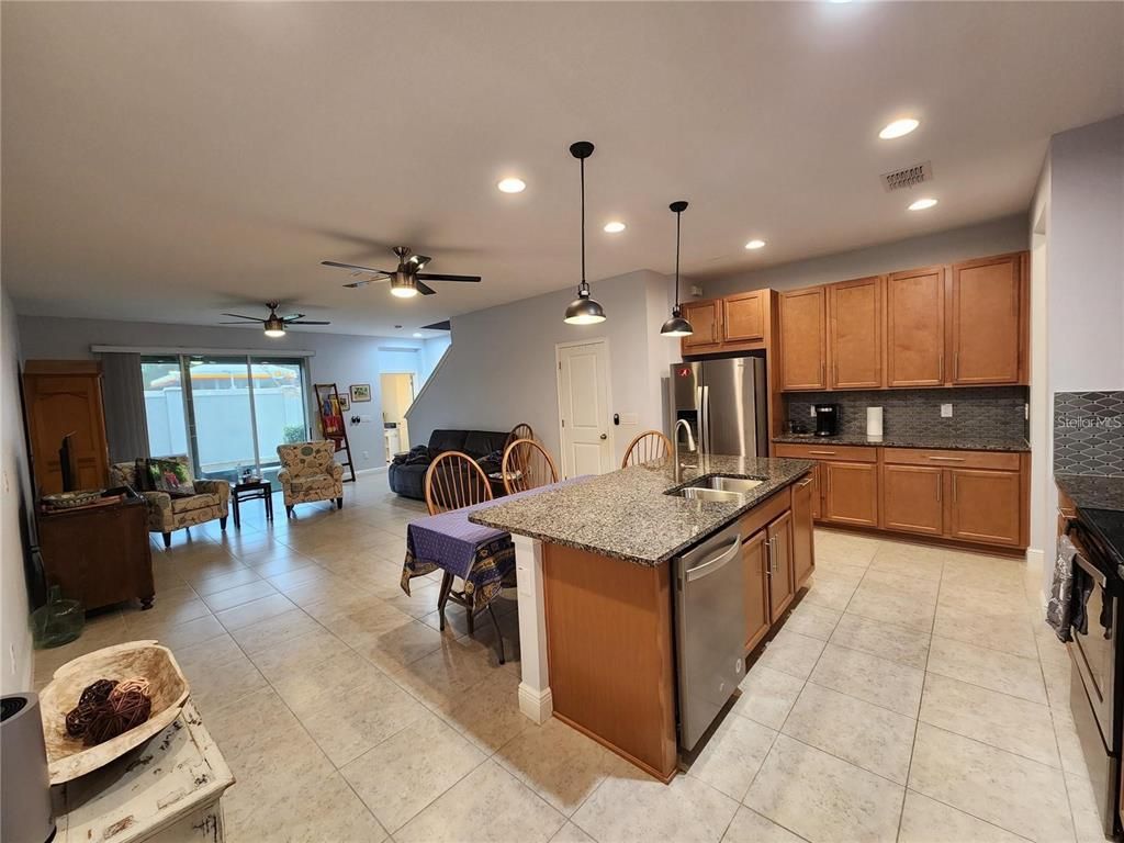 Interior, Kitchen, Living room, Pendant Lights, Recessed Lighting, Stainless Steel Appliances