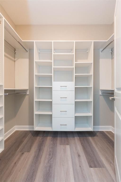 Interior, Walk-in Closets, Wood Texture Flooring