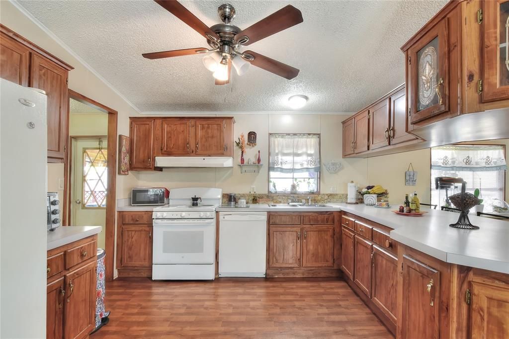 Interior, Kitchen, Wood Texture Flooring