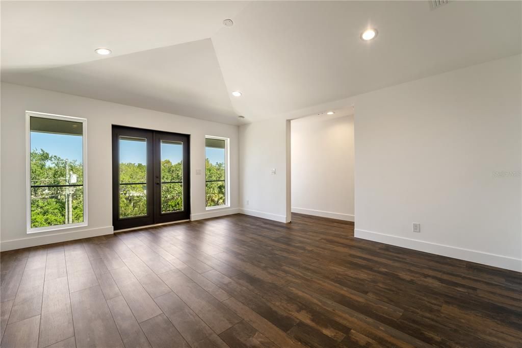 Empty room, Interior, Recessed Lighting, Wood Texture Flooring