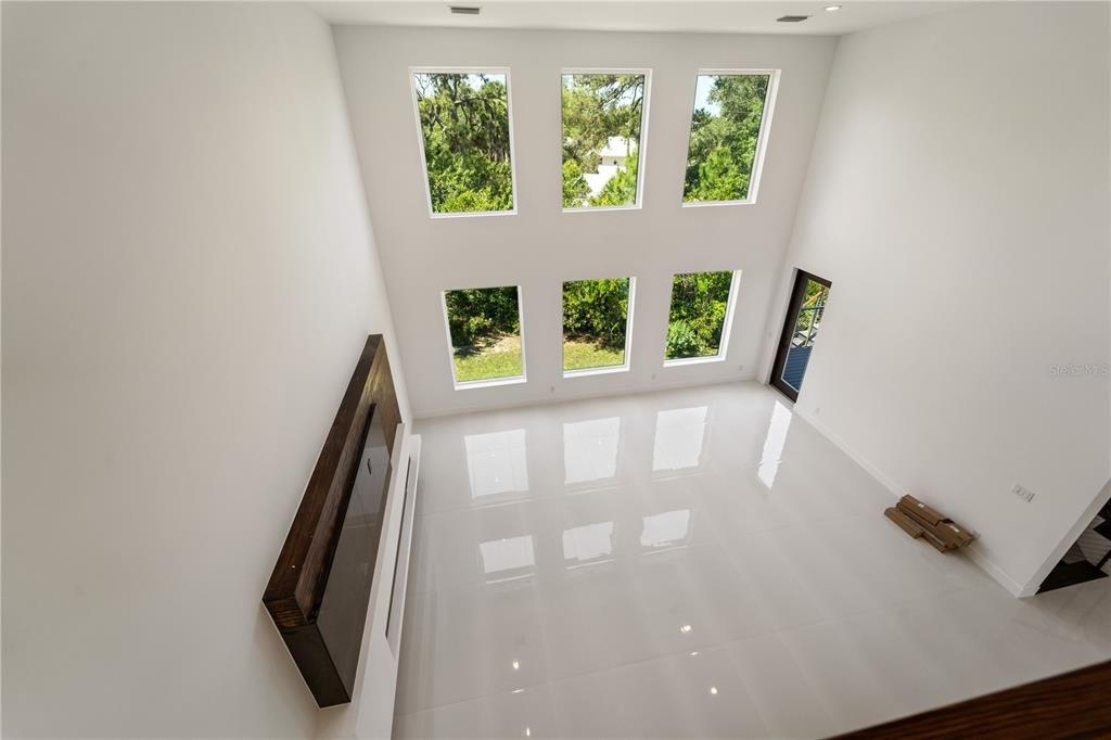 Empty room, Interior, Recessed Lighting