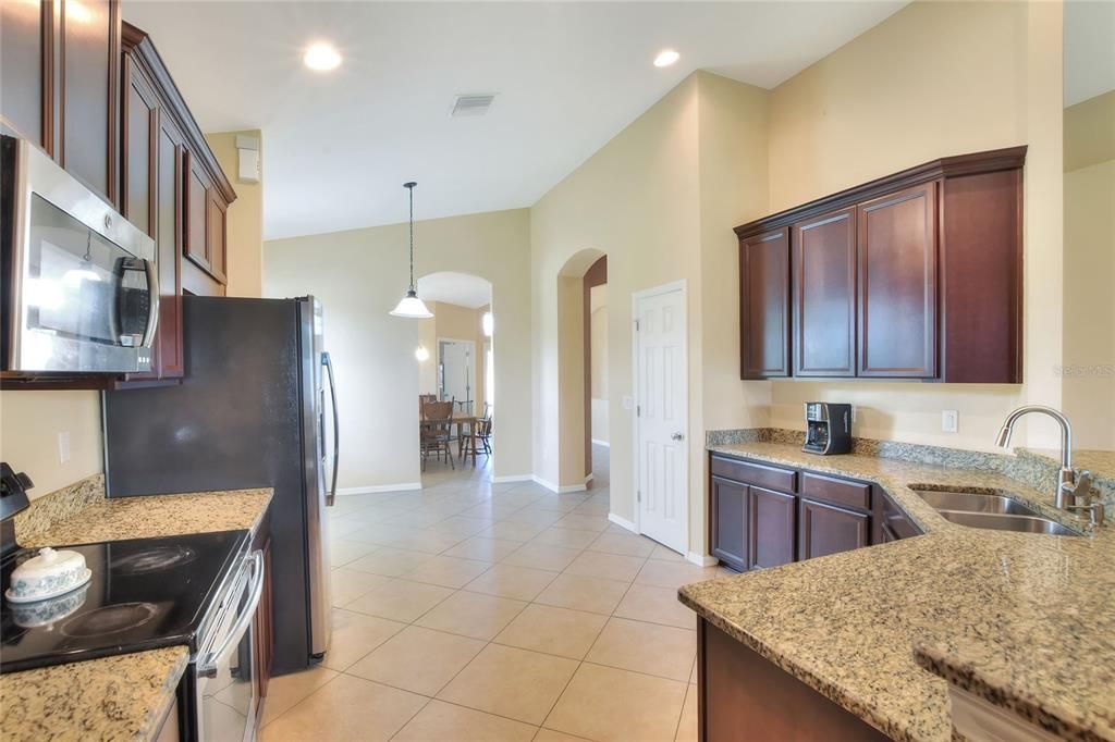 Dining room, Interior, Kitchen, Pendant Lights, Recessed Lighting