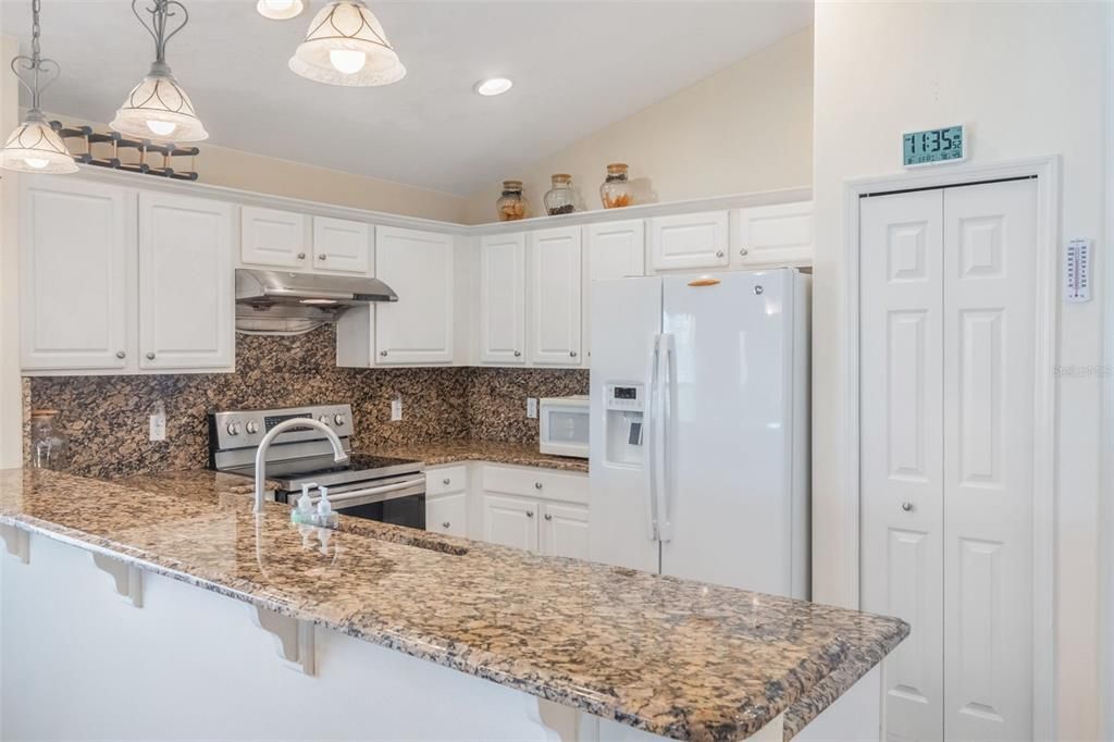 Interior, Kitchen, Pendant Lights, Recessed Lighting