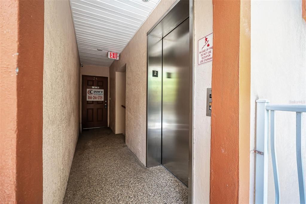 Elevator, Interior