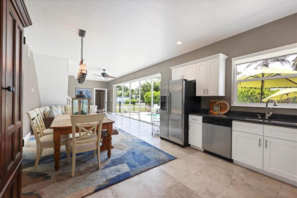 Dining room, Interior, Kitchen, Pendant Lights, Recessed Lighting, Stainless Steel Appliances