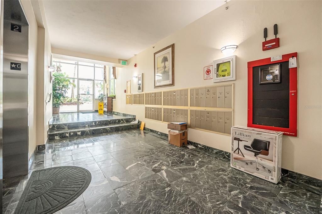 Elevator, Interior