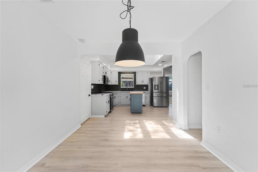 Interior, Kitchen, Pendant Lights, Wood Texture Flooring