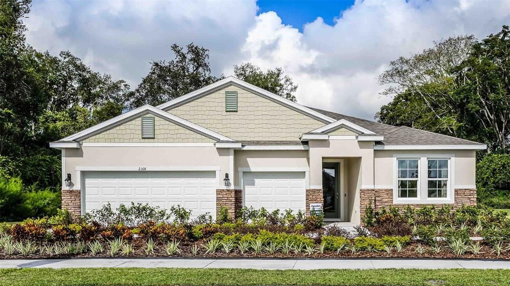 Attached, Exterior, Facade, American Craftsman