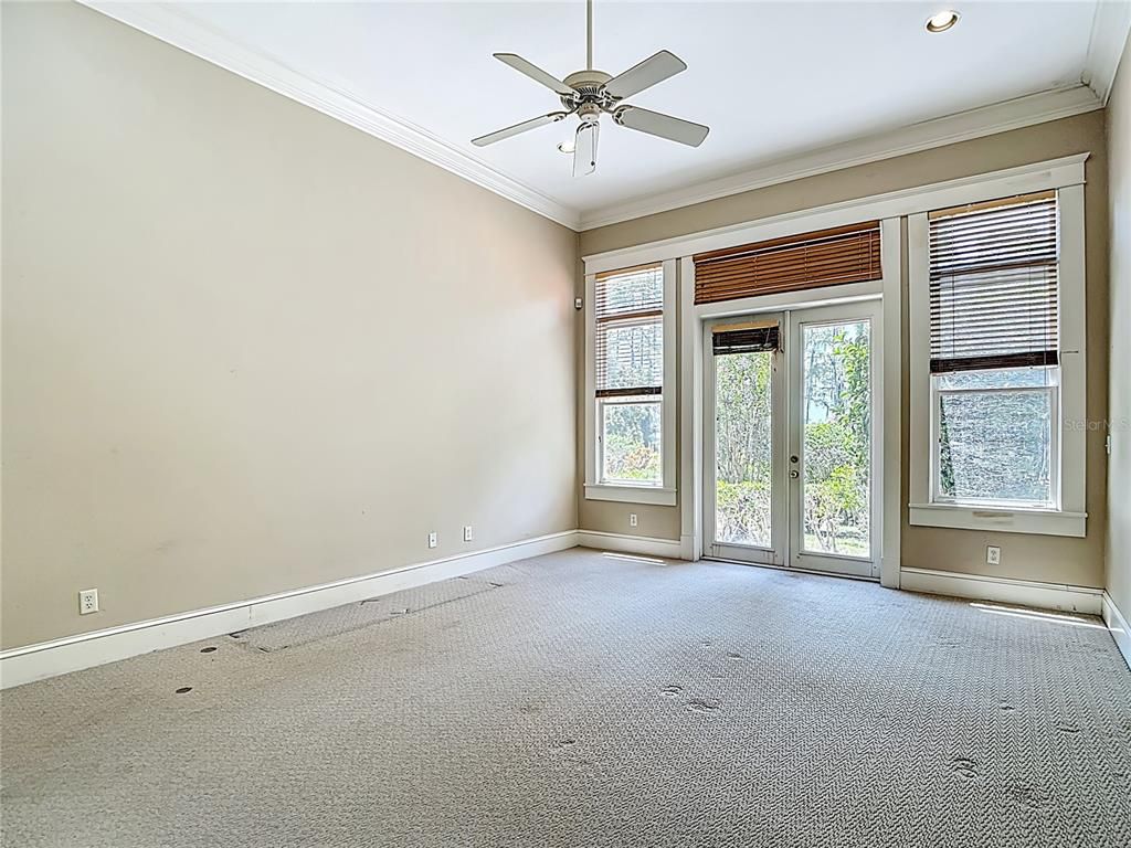 Empty room, Interior, Recessed Lighting
