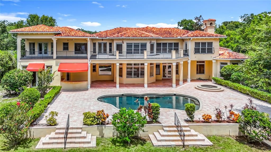 Exterior, Pool