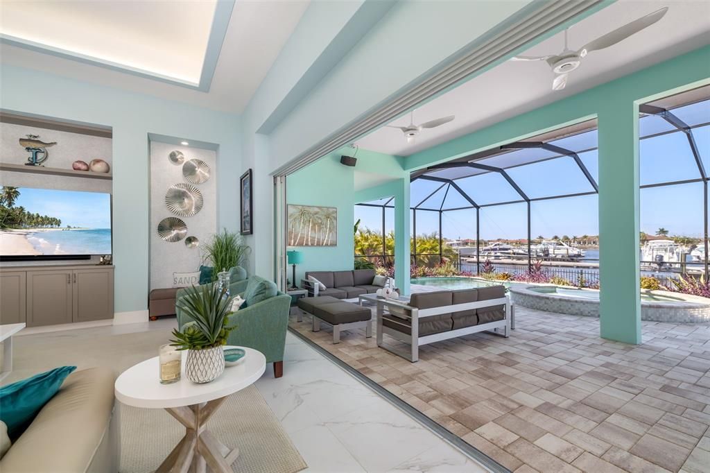 Glass Ceilings, Interior, Living room, Sun Room, Water