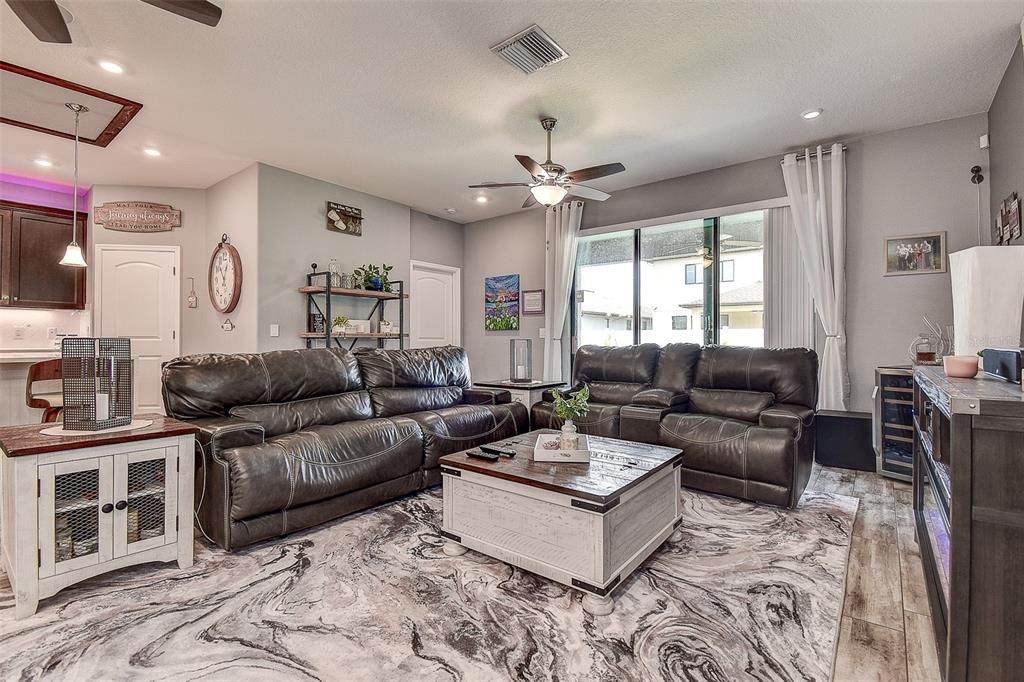 Interior, Living room, Marble, Pendant Lights, Recessed Lighting