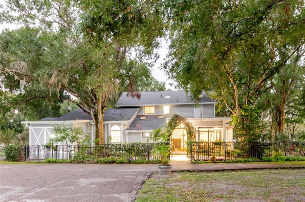 Backyard, Exterior, Facade, French Provincial