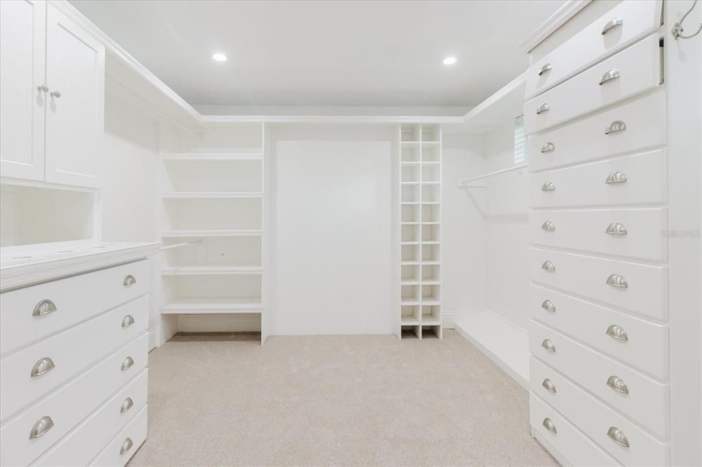 Interior, Recessed Lighting, Walk-in Closets
