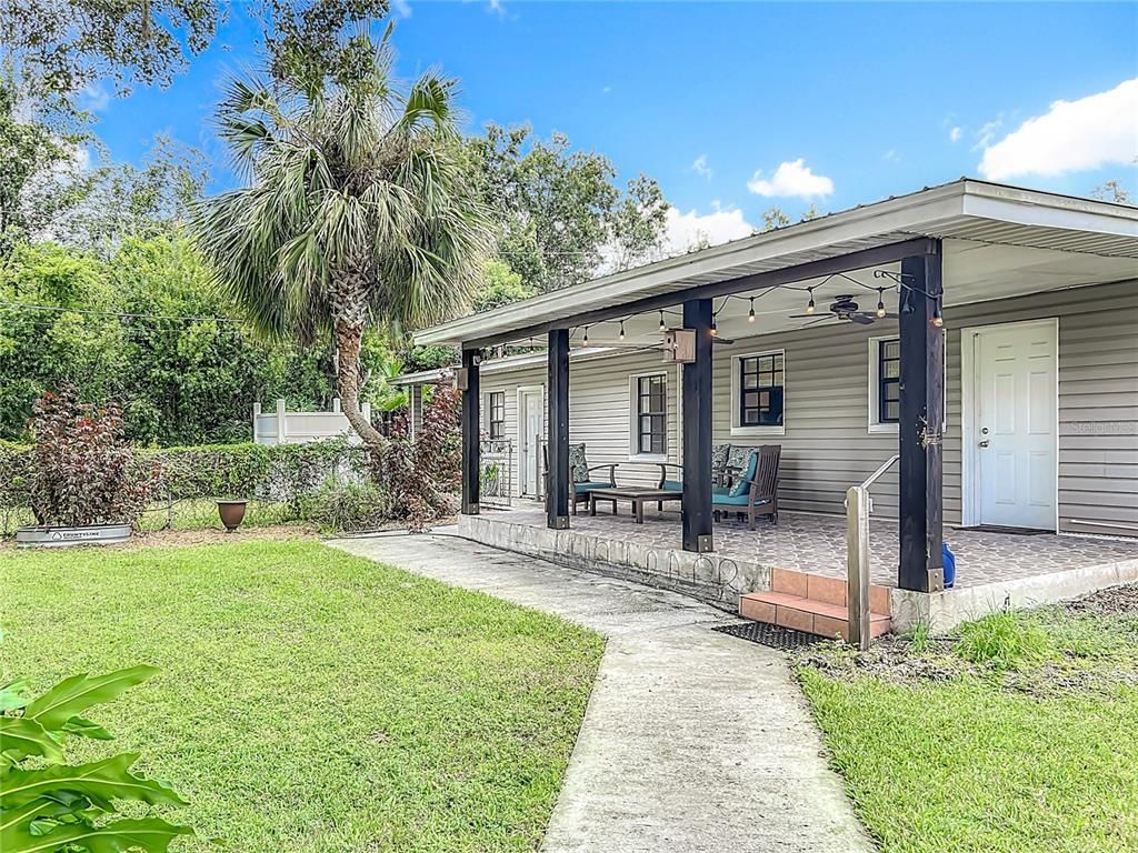 Backyard, Exterior