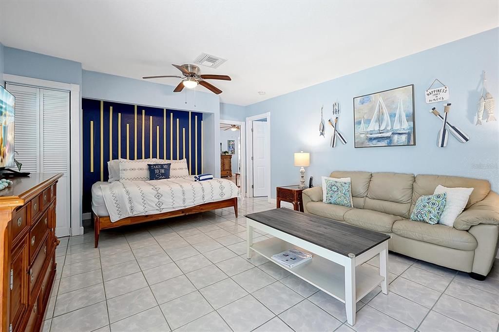 Bedroom, Interior, Living room