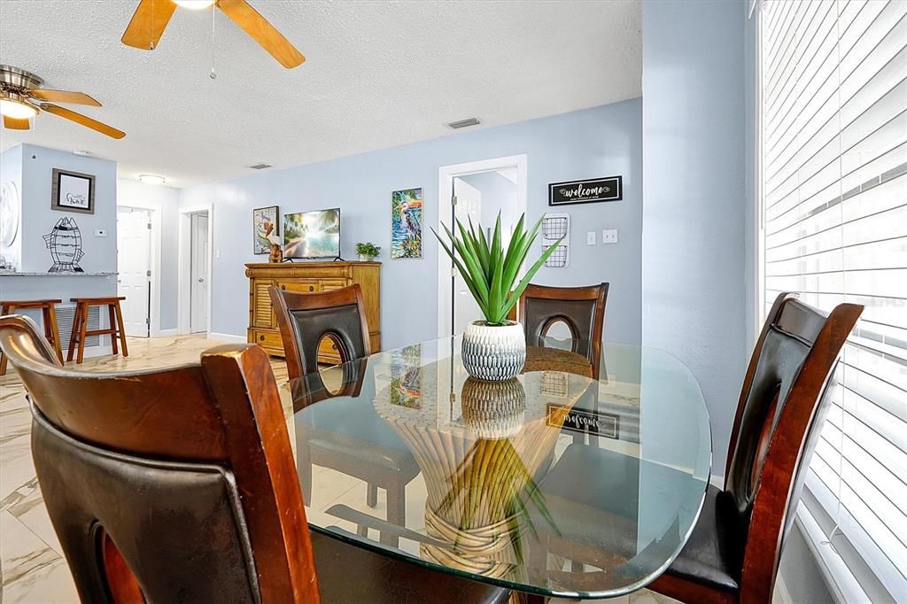 Dining room, Interior