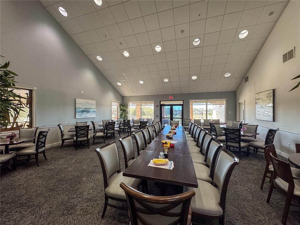 Dining room, Interior, Recessed Lighting