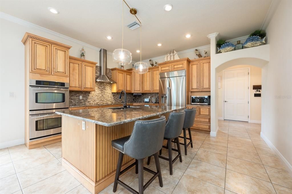 Interior, Kitchen, Pendant Lights, Recessed Lighting, Stainless Steel Appliances