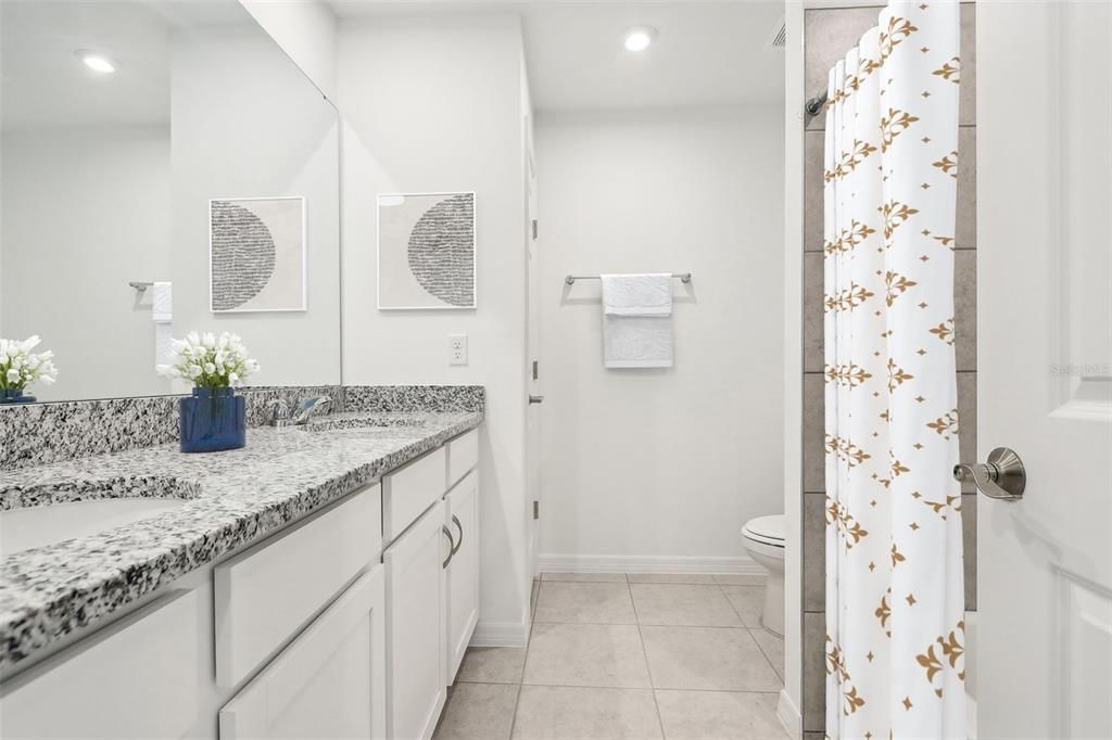 Bathroom, Dual Sink Vanities, Interior, Recessed Lighting