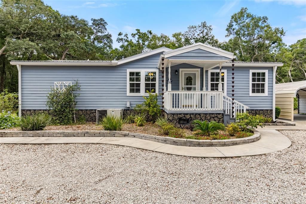 Backyard, Exterior, Facade, Ranch