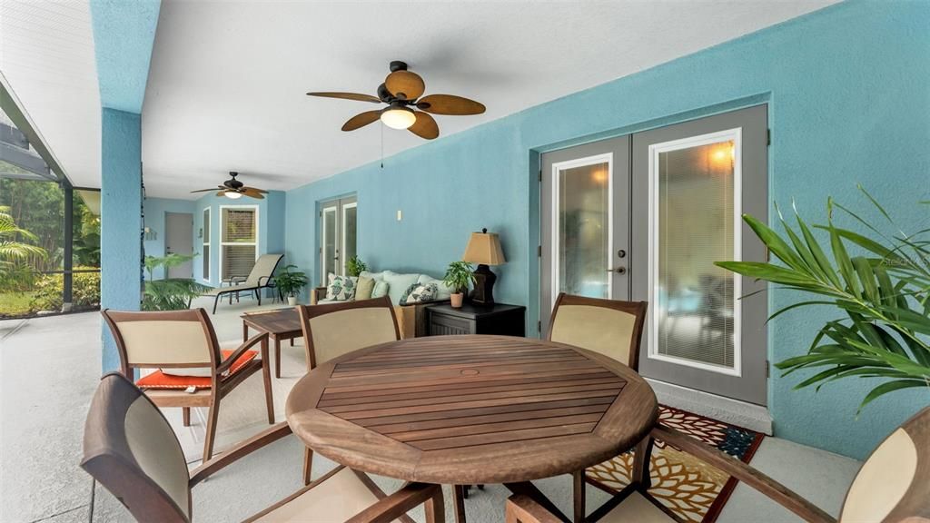 Dining room, Interior