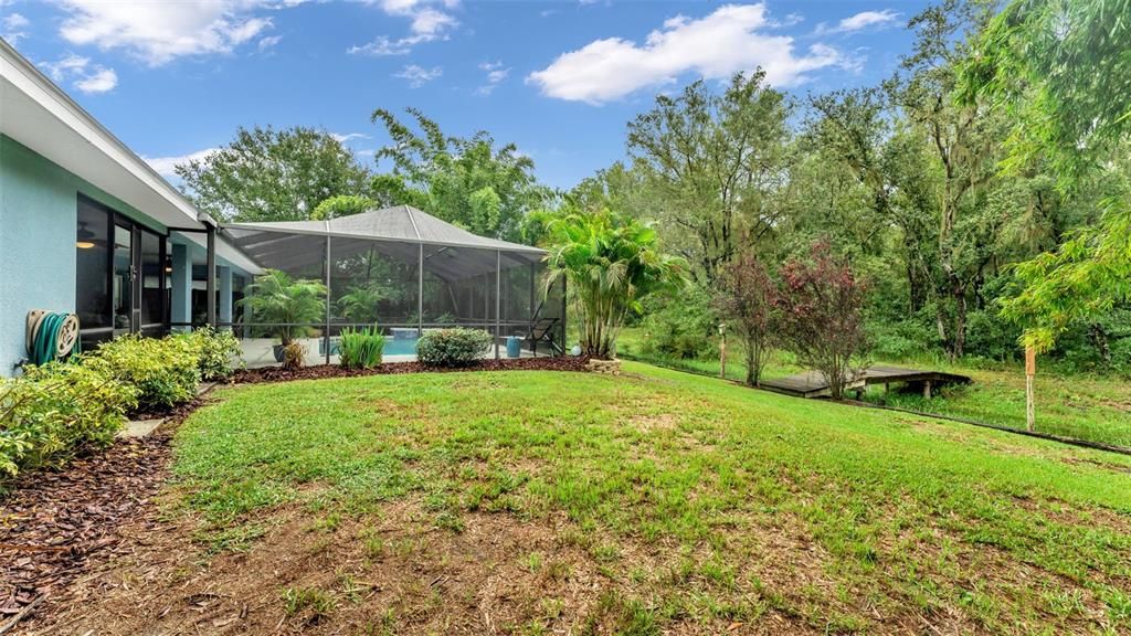 Backyard, Exterior