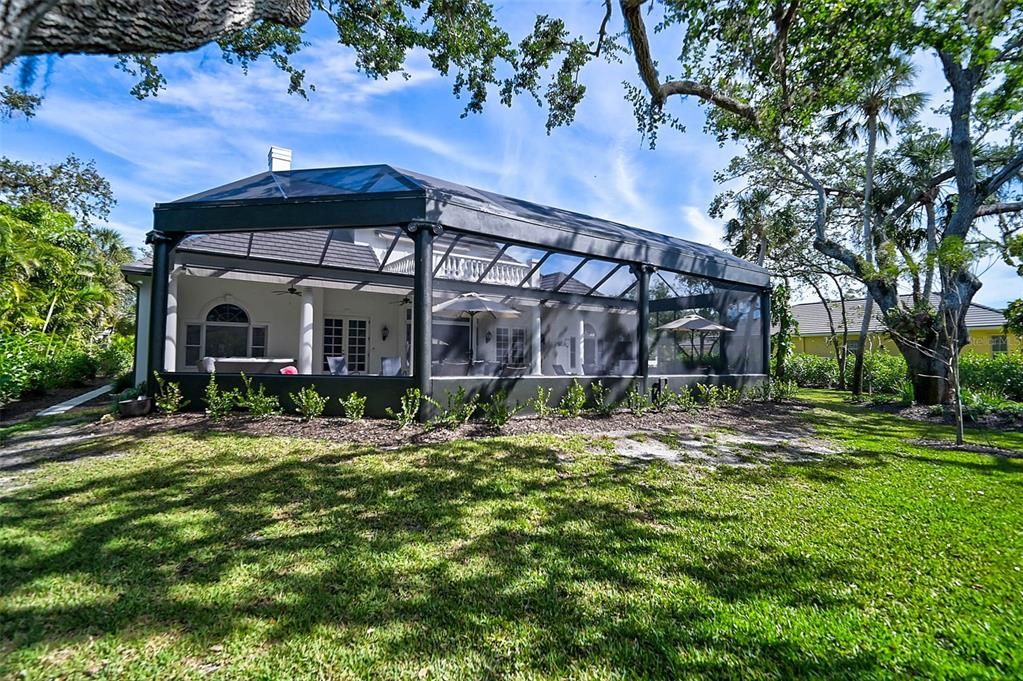 Backyard, Exterior