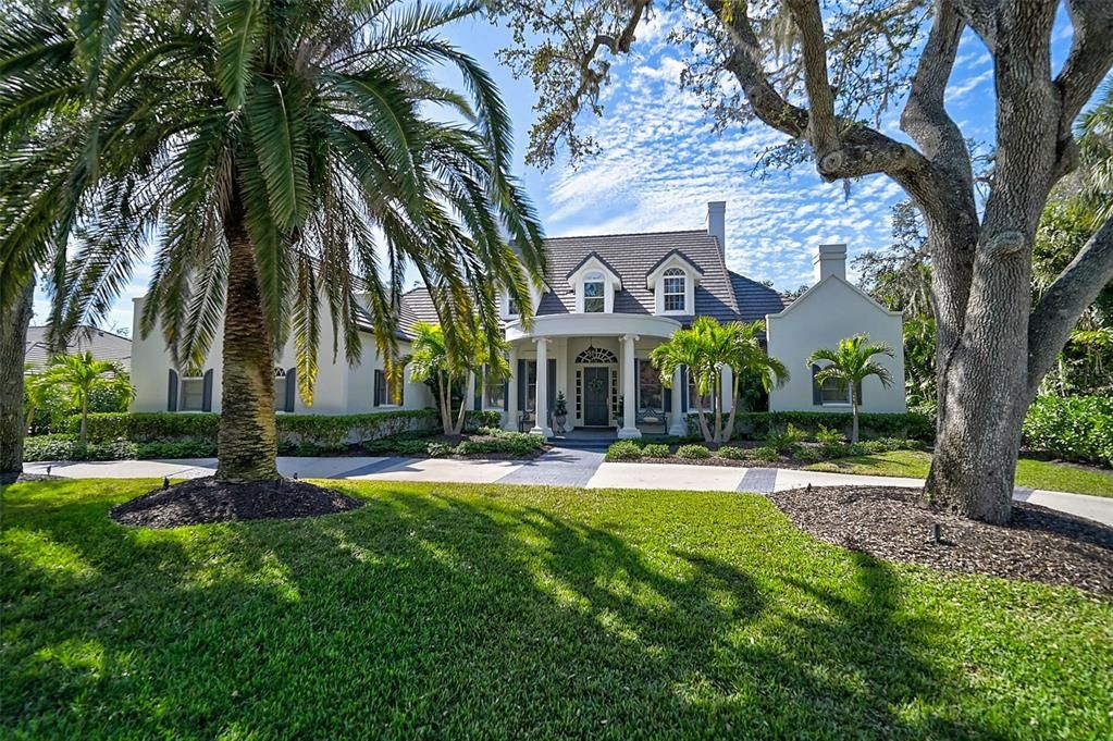 Backyard, Exterior, Facade, Georgian