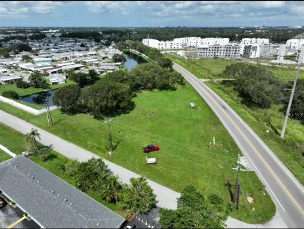 Exterior, Drone