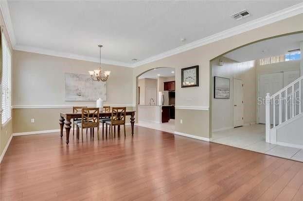 Chandelier, Dining room, Interior, Kitchen, Recessed Lighting, Wood Texture Flooring