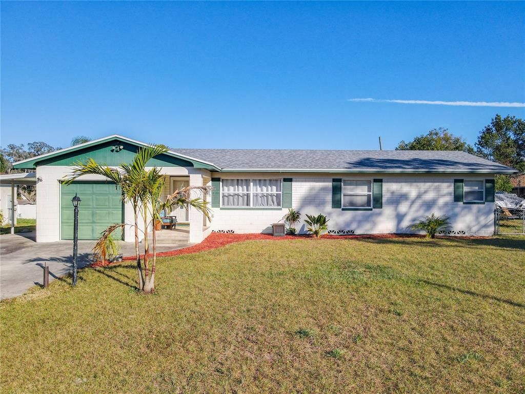 Attached, Backyard, Exterior, Facade, Ranch