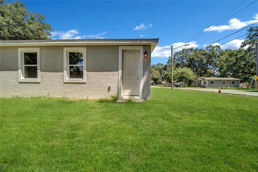 Backyard, Exterior