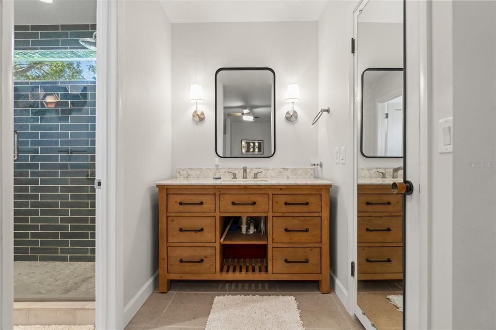 Bathroom, Dual Sink Vanities, Interior