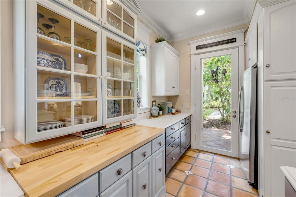 Interior, Recessed Lighting