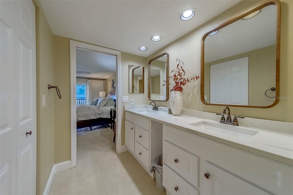 Bathroom, Bedroom, Dual Sink Vanities, Interior, Recessed Lighting