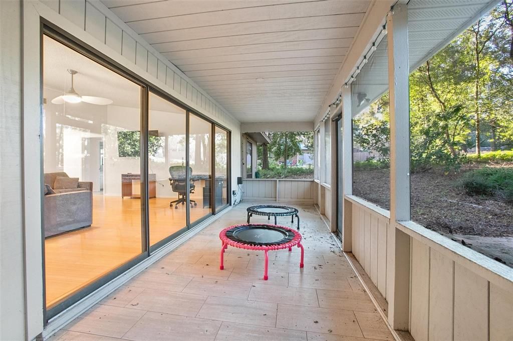 Interior, Sun Room, Wood Texture Flooring