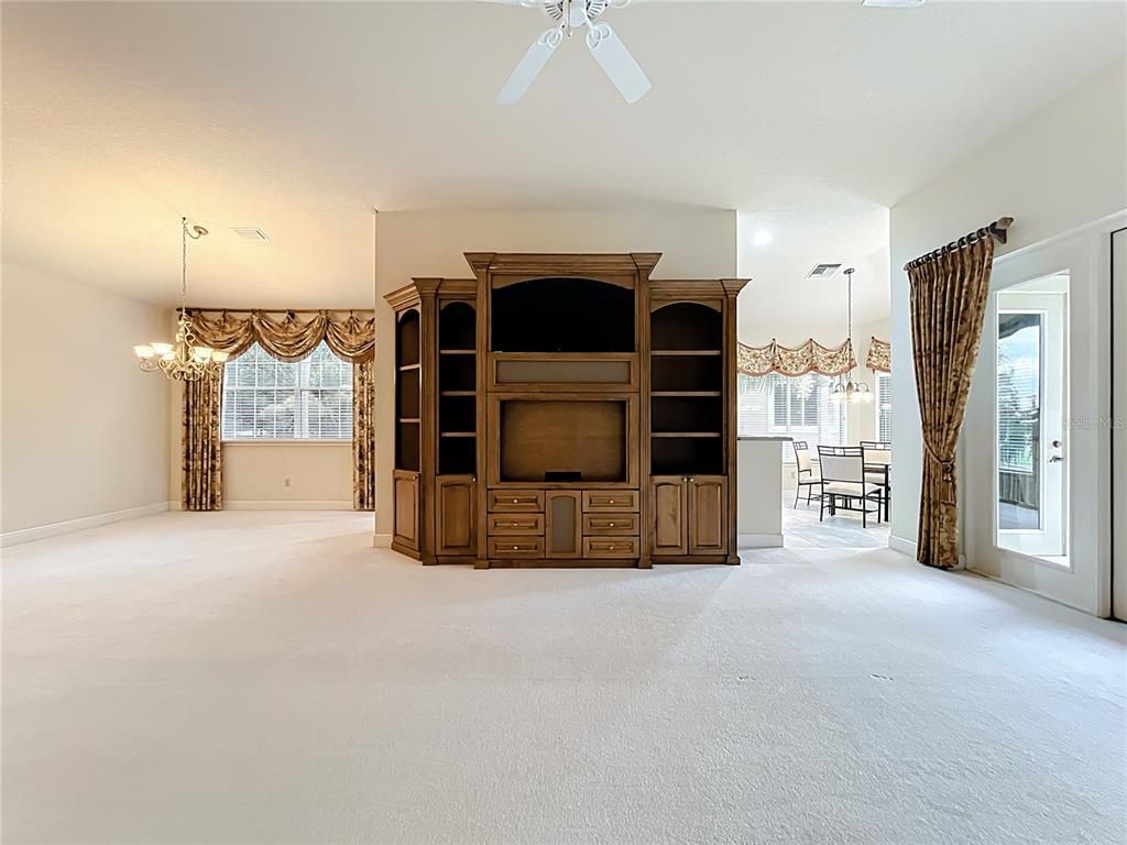 Chandelier, Empty room, Interior